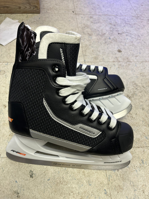 Used WinnWell AMP300 Size 6.0 Skates