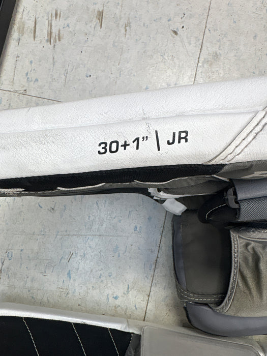 Used Warrior Ritual G6 30"+1" Leg Pads