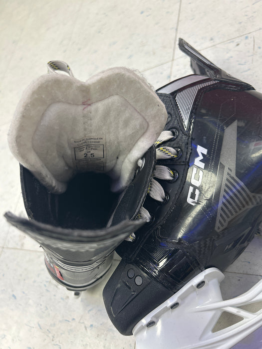 Used CCM Tacks AS580 Junior Player Skates 2.5D