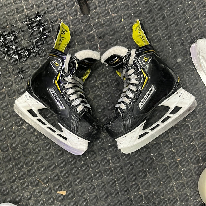 Used Bauer Vapor 2S Size 10Y Youth Skates