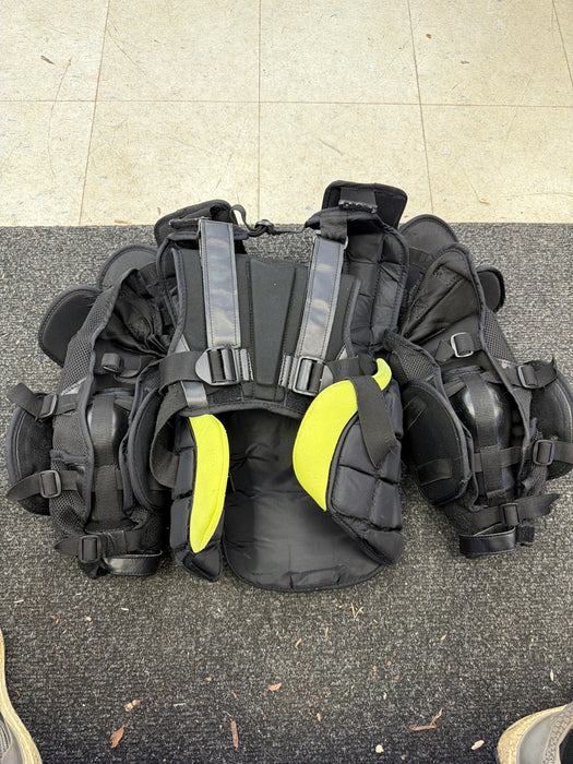 Used Warrior Ritual X4 E Intermediate Small/Medium Chest Protector