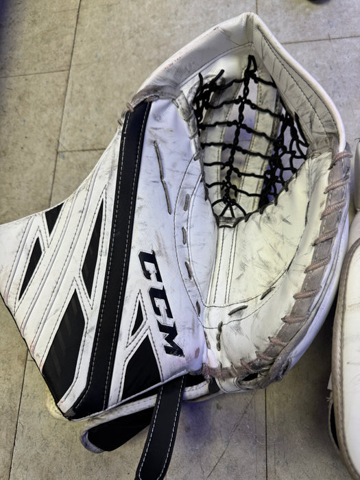 Used CCM EFLEX E4.9 Catcher Blocker Set Senior