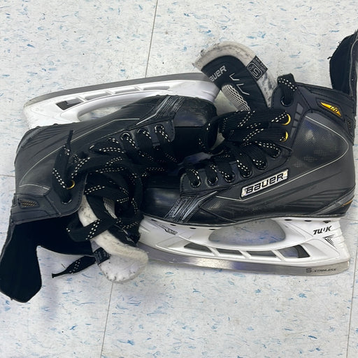 Used Bauer Supreme 170 Size 5.5 Player Skates