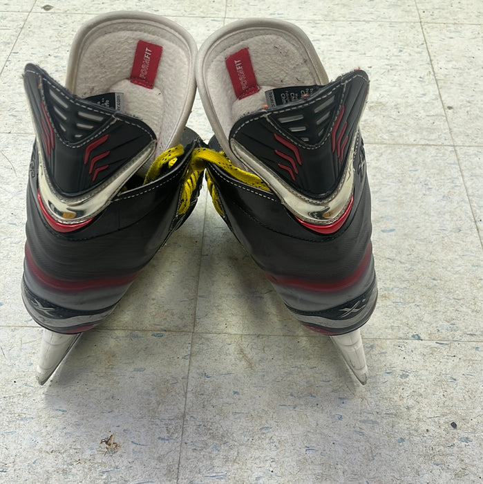 Used Bauer Vapor X6.0 Size 7EE Player Skates