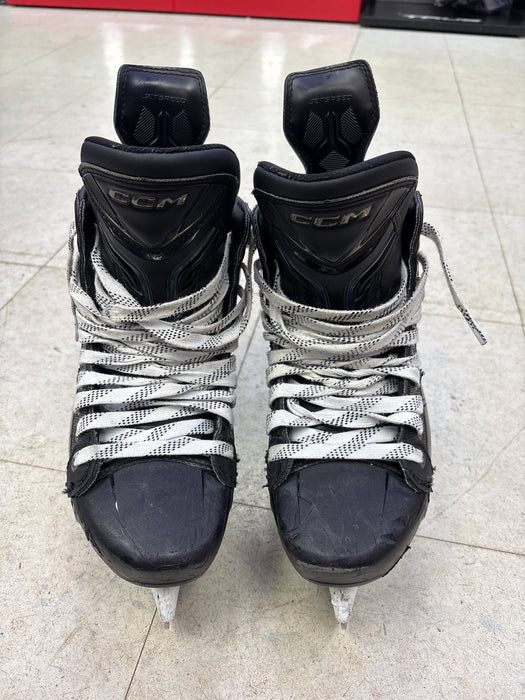 Used CCM Jetspeed FT8 Intermediate 6.5 R Skate