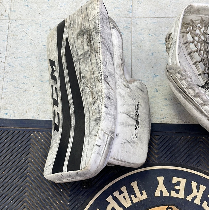 Used CCM Extreme Flex 760 Junior Blocker & Catcher
