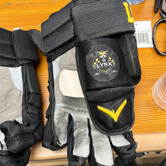 Used Gitch Sportswear 14” Player Gloves