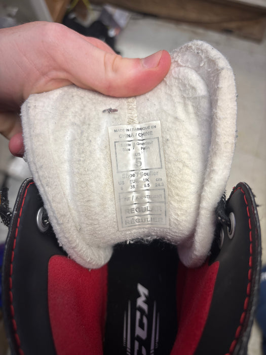 Used CCM JetSpeed FT475 Size 5.0 Intermediate Skates