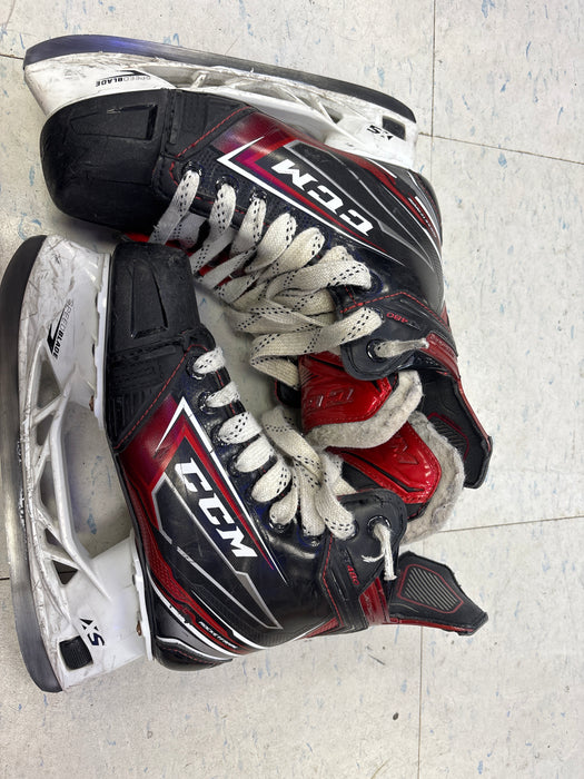 Used CCM JetSpeed FT480 Size 4.0 Player Skates