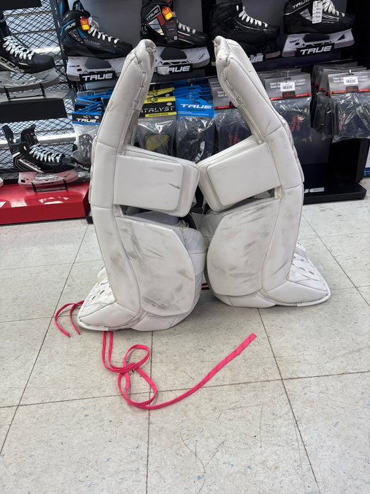 Used CCM EFlex 5.9 Intermediate 31"+1" Leg Pads