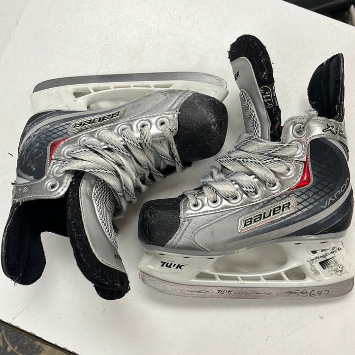 Used Bauer Vapor X20 Youth size 11.5 EE