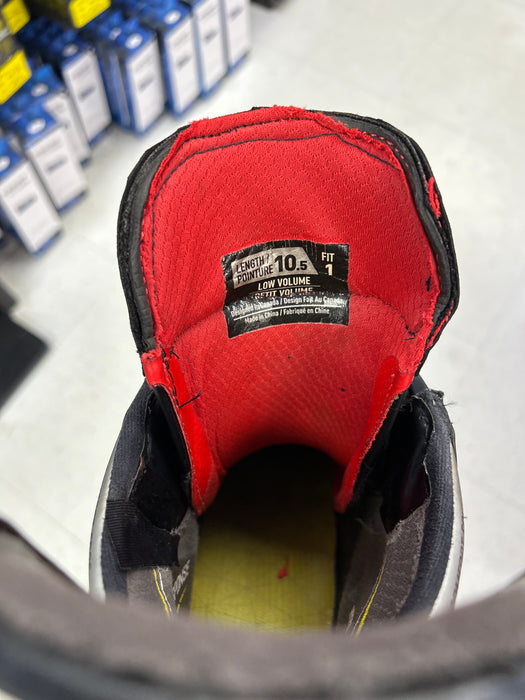 Used Bauer Vapor HyperLite Senior 10.5 Fit 1 Skates