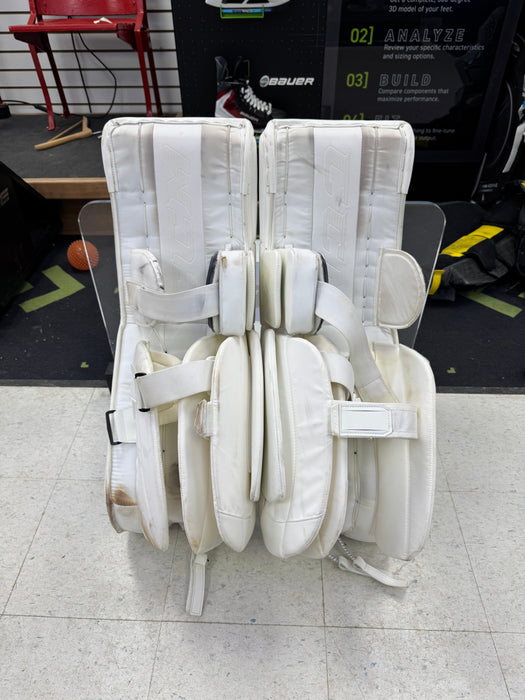 Used CCM EFLEX 5 Pro Leg Pads 34"