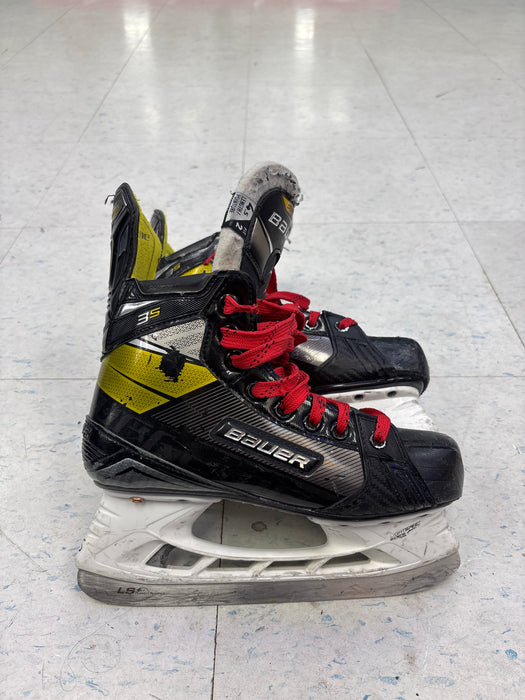 Used Bauer Supreme 3s Size 4.5 Fit 2
