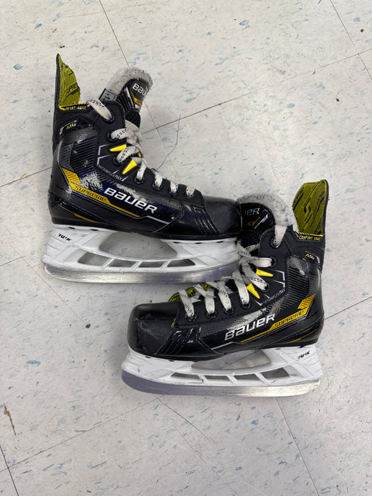 Used Bauer Supreme M4 13Y Player Skates