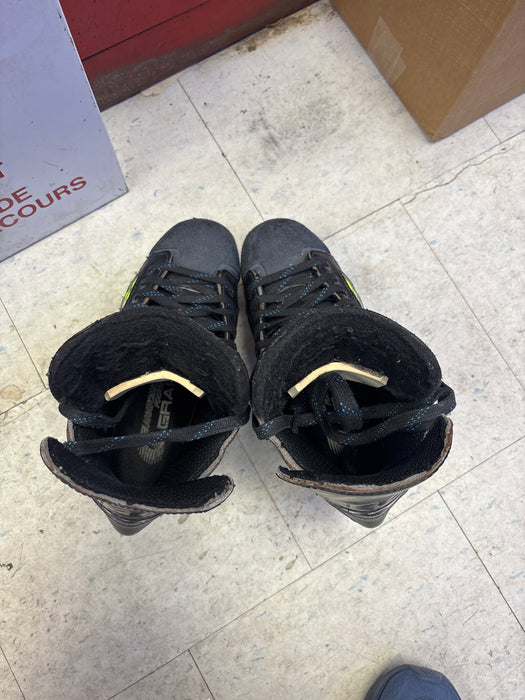 Used Graf Ultra G5 Size 9.0 Skates