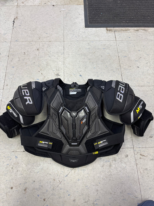 Demo Bauer Supreme M5 Pro Intermediate Medium Shoulder Pads