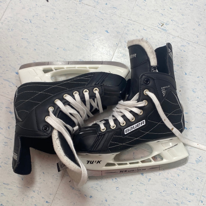 Used Bauer Nexus 22 Size 4 Skates