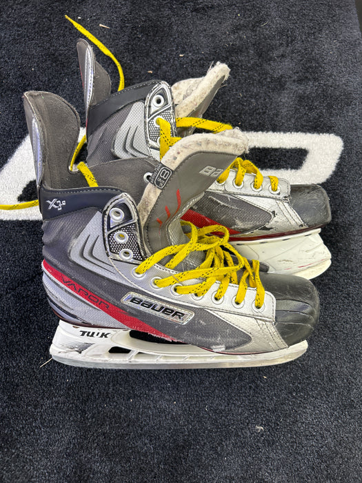 Used Bauer Vapor X3.0 Player Skates