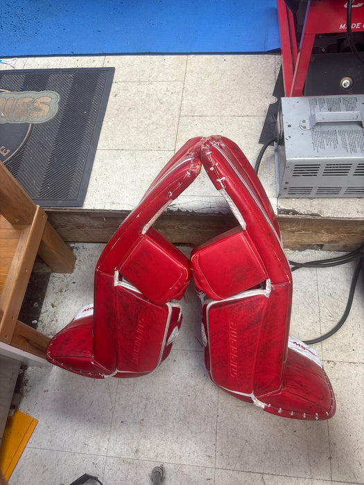 Used Bauer M5 Pro Goalie Leg Pads Size Intermediate Medium