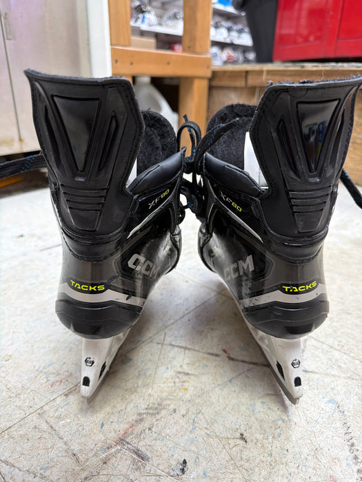 Used CCM Tacks XF80 Size 2.5D Skates