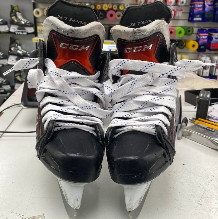 Used CCM JetSpeed FT390 Size 5 Skates