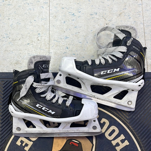 Used CCM Tacks 9060 13D Goal Skates