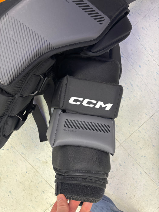 Demo CCM Pro Spec Senior Fit 1 Chest Protector