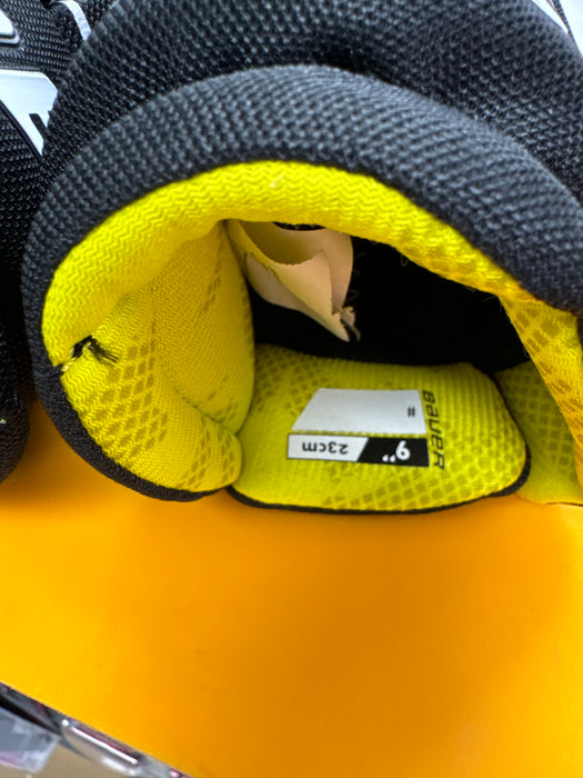 Used Bauer Supreme Ultra Sonic 9” Gloves