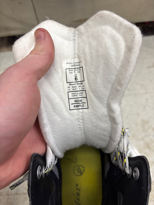 Demo CCM Tacks AS-570 Size 6.0EE Skates