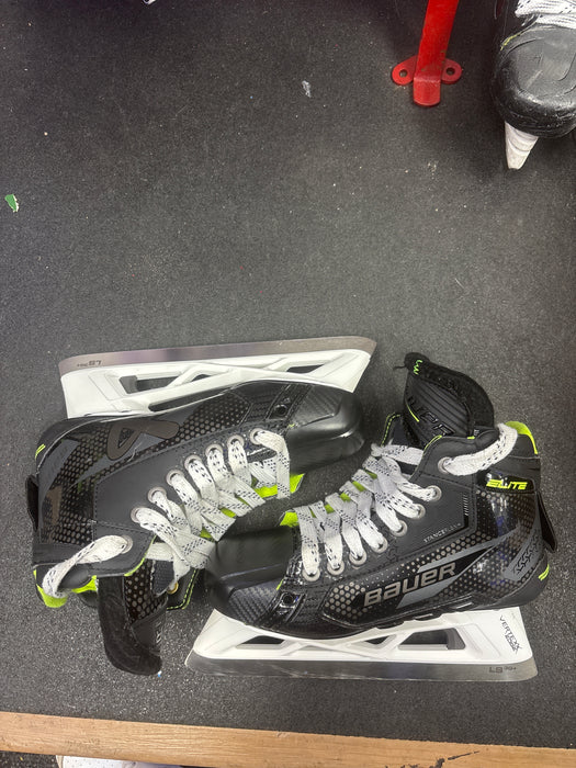 Used Bauer Vapor Elite Goalie Skates Size 4 Fit 3