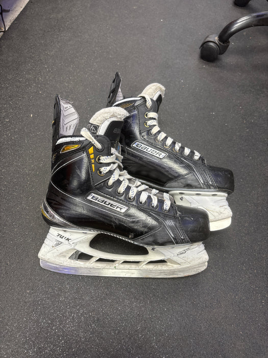 Used Bauer Supreme Matrix Skates Size 4.5 D