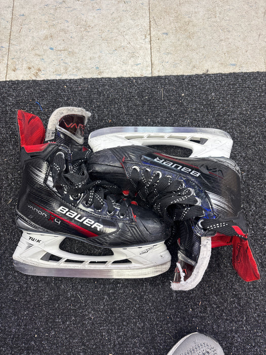 Used Bauer Vapor X4 Size 5.5 Fit 2 Skates