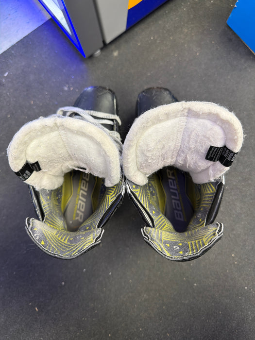 Used Bauer Supreme M40 Size 6.5 Fit 2 Skates