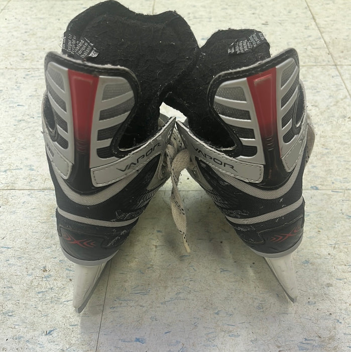 Used Bauer Vapor X:05 Size 11 Youth Player Skates