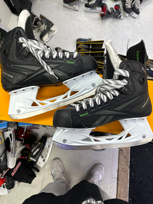 Used Reebok Ribcore SC8726 8.5D Player Skates