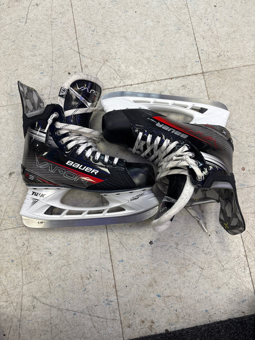 Used Bauer Vapor X3 Size 9.5 EE Skate