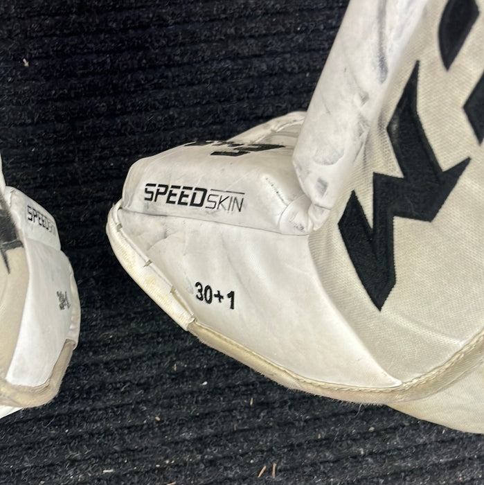 Used CCM E4.9 30+1 Goal Pads