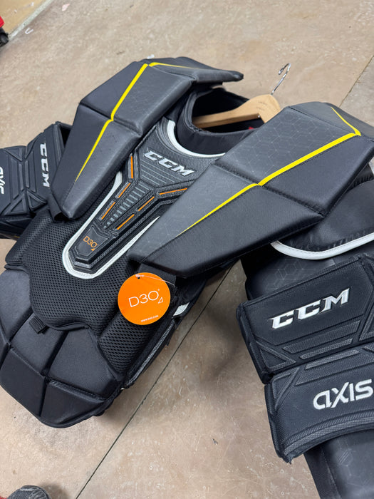 CCM Axis Pro Senior Chest Protector