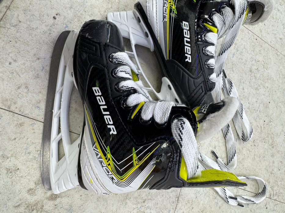 Used Bauer Vapor Fly40 Youth Skates 10.5D