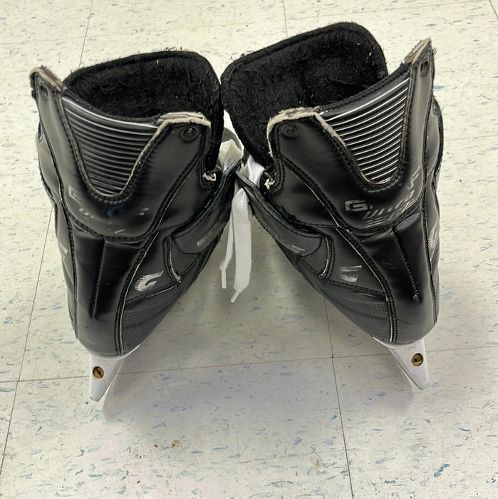 Used Graf Ultra G7 Size 10EE Player Skates