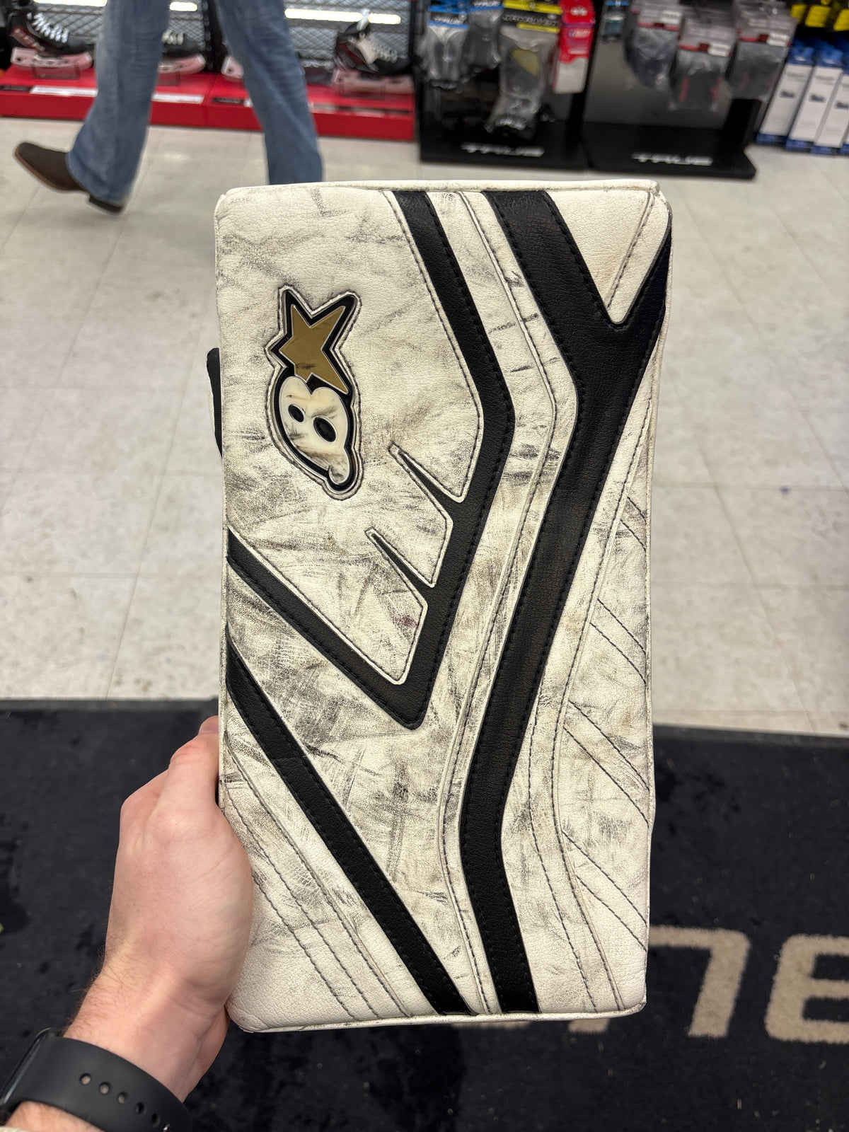 Used Brian’s Gnetik X Junior Small Blocker — Crow's Sports Hockey