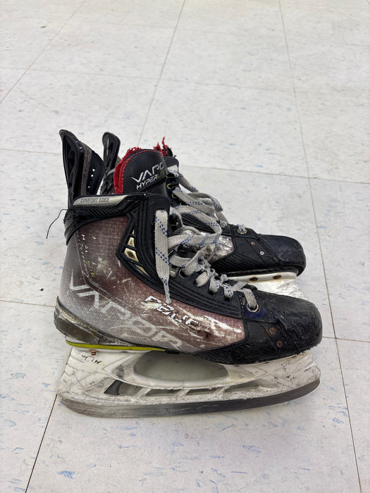 Used Bauer Vapor Hyperlite Size 4.0 Fit 3 Skates