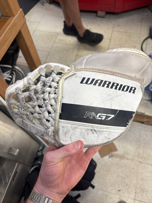 Used Warrior R/G7 Junior Catcher