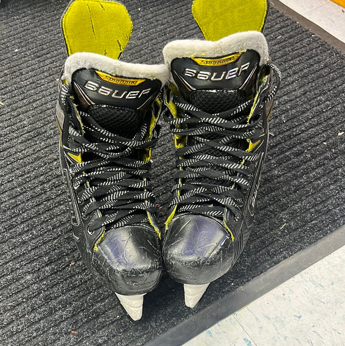 Used Bauer Supreme 3S Size 3 Player Skates