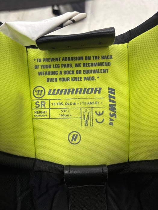 Used Warrior Ritual X4 E+ Senior Knee Guards