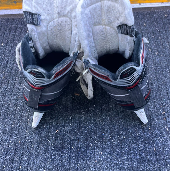 Used Bauer Vapor X700 Size 2 Goal Skates