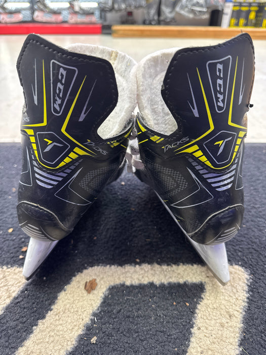 Used CCM Tacks 2092 1D Player Skates