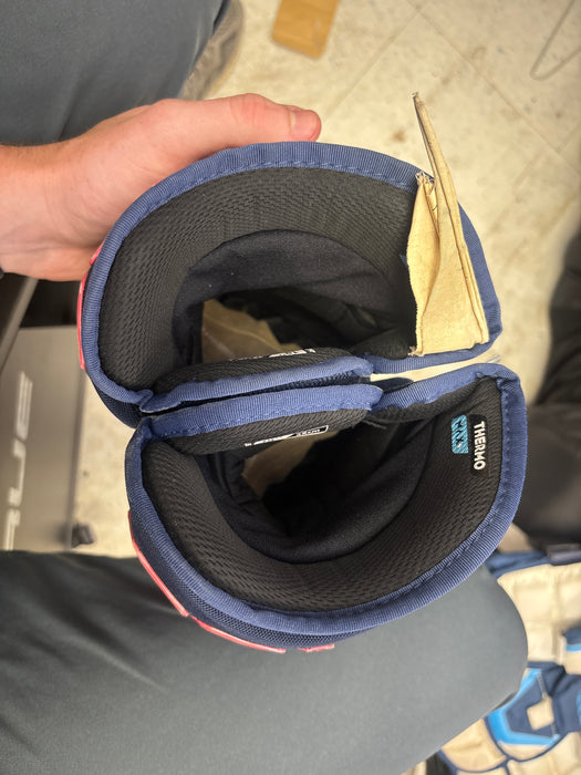 Used Bauer Supreme M5 Pro 15” Senior Gloves