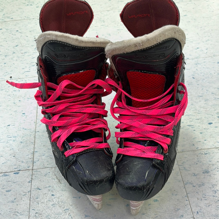 Used Bauer Vapor X700 Size 6 Player Skates